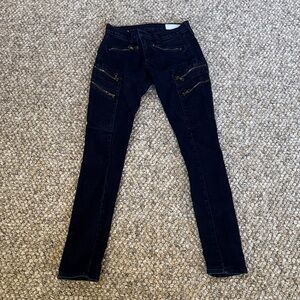 Dark blue Women's Rag&Bone Jeans with zippers like new size 24 inseam approx 30